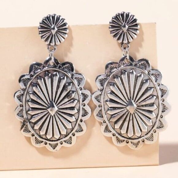 Jewelry - SILVER CONCHO DANGLE EARRINGS 